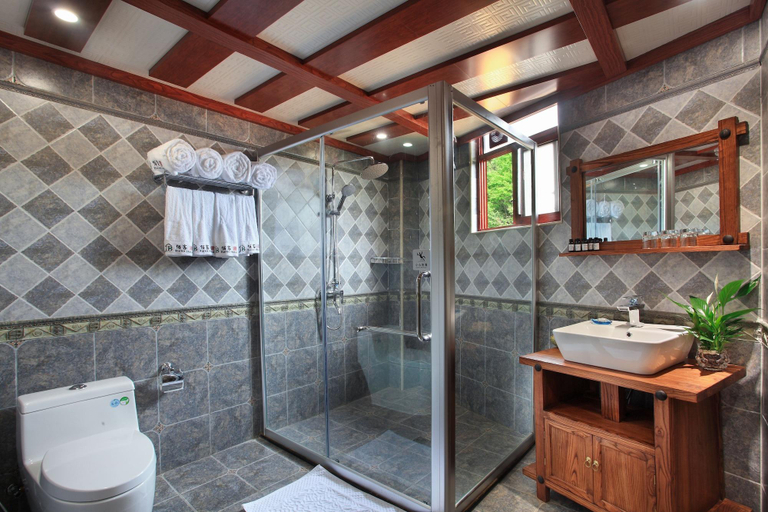 Bathroom 4, Baike Boutique Hotel, Guilin