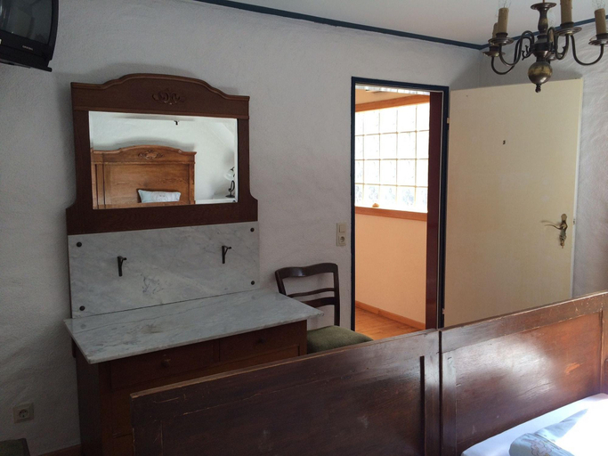 Bathroom 5, Gästehaus Zur Fledermaus, Mainz-Bingen