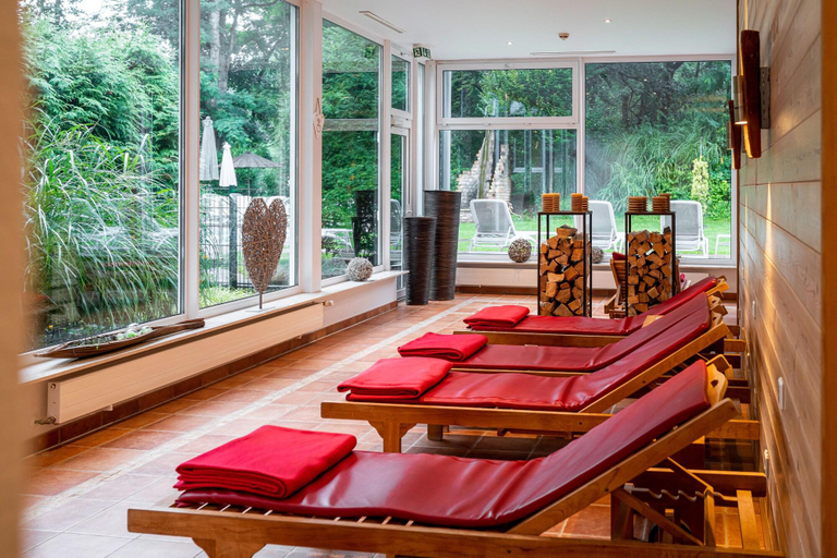 Public Area 5, Waldhotel Tannenhäuschen, Wesel