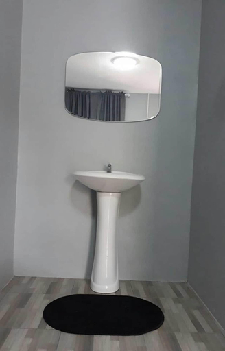 Bathroom 4, Ui Bai Valley, Muang Nan