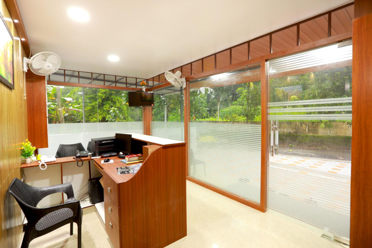 Food & Drinks 5, Base9 Airport Hotel, Ernakulam