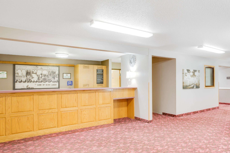 Public Area 2, Super 8 by Wyndham Jackson MN, Jackson