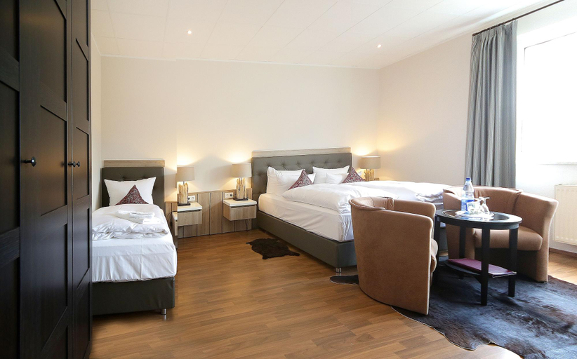 Bedroom 2, Das Landhotel Wittenbeck, Rostock