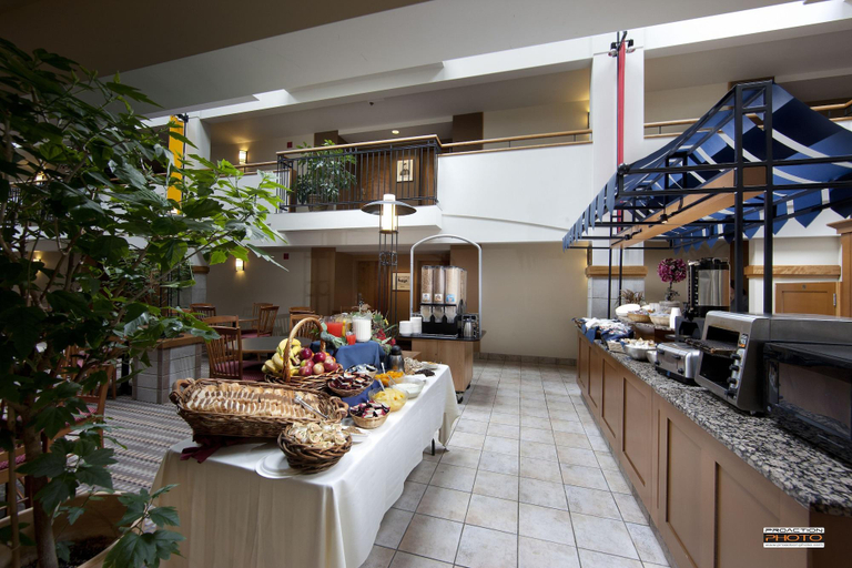 Food & Drinks 5, Hotel Lindbergh, Communauté-Urbaine-de-Québec