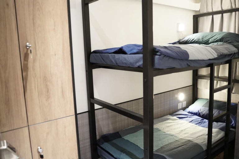 Bedroom 3, Zzz Lounge Hostel, Kowloon