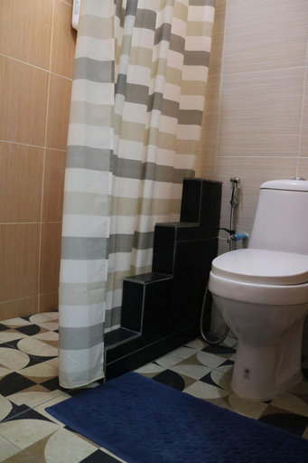 Bathroom 4, Ui Bai Valley, Muang Nan