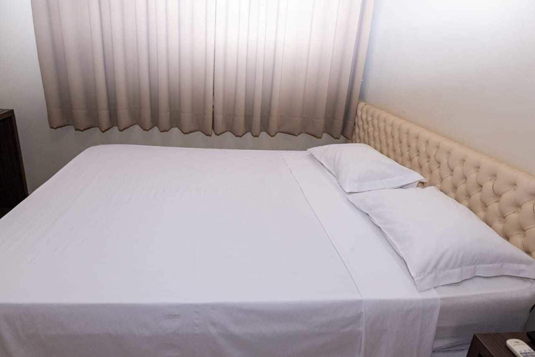 Bedroom 3, Village Hotel, Cáceres