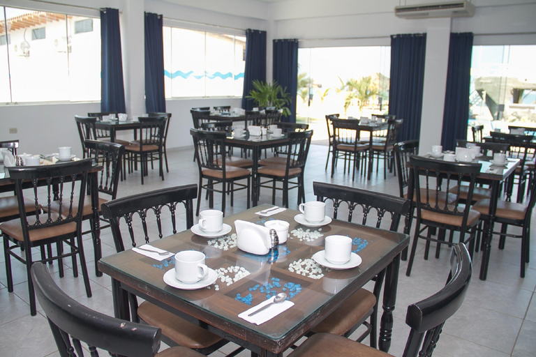 Food & Drinks 5, Nauti-K Beach Hotel, Contralmirante Villar