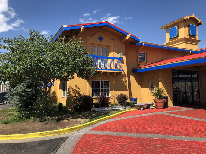 Exterior & Views 2, Americas Best Value Inn Denver, Denver