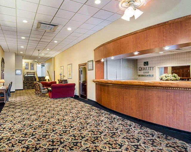 Public Area 2, Quality Inn Shenandoah Valley, Shenandoah