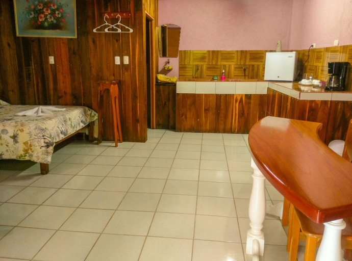 Public Area 3, Arenal Xilopalo, San Carlos