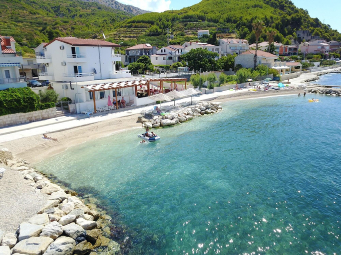 Sport & Beauty 5, Rooms Vedrana, Podstrana