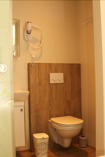 Bathroom 5, 1A Guesthouse, Villingaholtshreppur