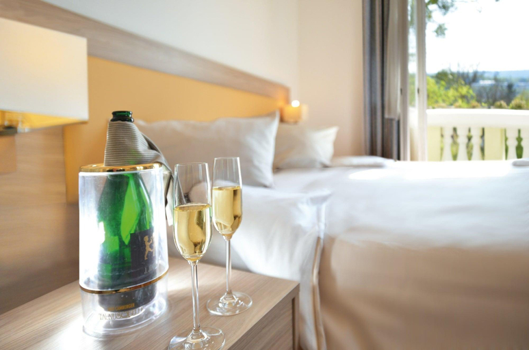 Bedroom 4, Villa Oranien Hotel Restaurant, Rhein-Lahn-Kreis