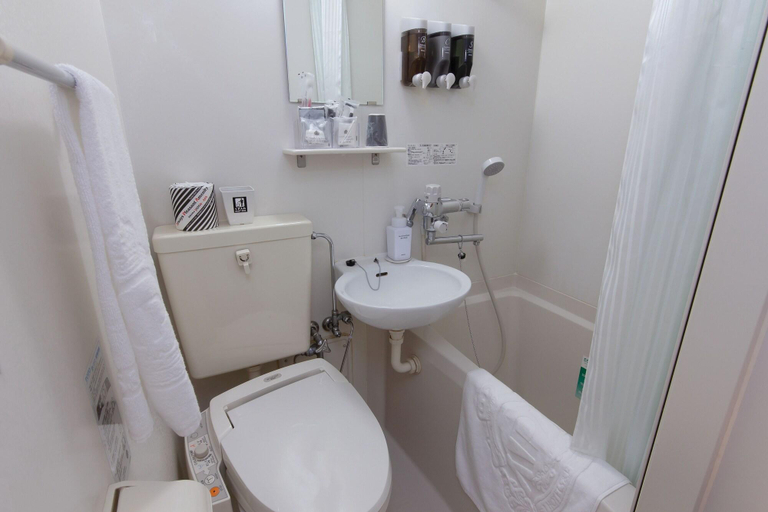 Bathroom 4, APA Hotel Niigata, Niigata