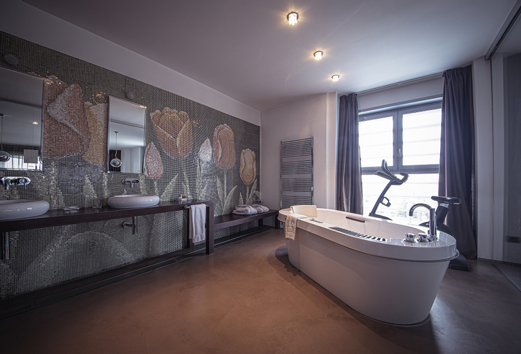 Bathroom 5