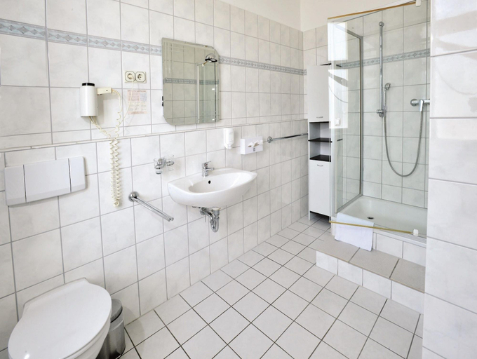 Bathroom 5, Villa Oranien Hotel Restaurant, Rhein-Lahn-Kreis