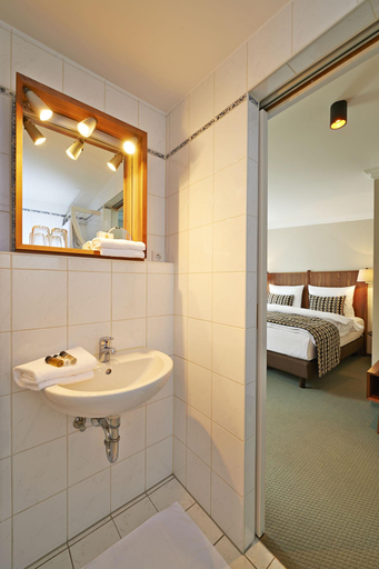 Bathroom 4, Parkhotel Obermenzing, München