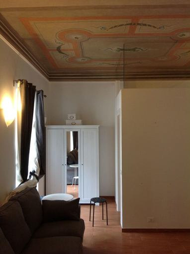 Public Area, Clemy In Rome, Rome