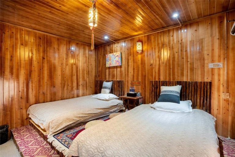 Bedroom 3, Yi's Hostel, Dêqên Tibetan