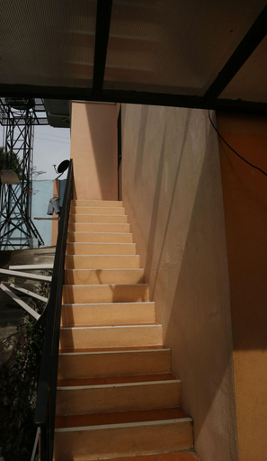 Public Area 3, D' Downhill, Oslob