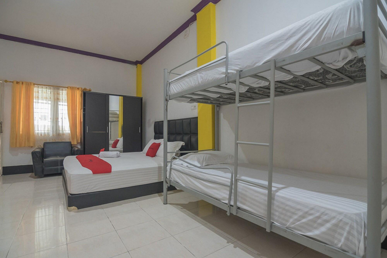 Bedroom 3, RedDoorz Syariah near BSCC DOME, Balikpapan