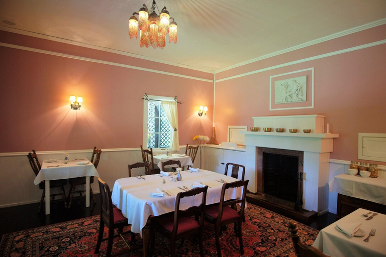Food & Drinks 5, Wedgwood Manor and Glamping Retreat, Central Kootenay