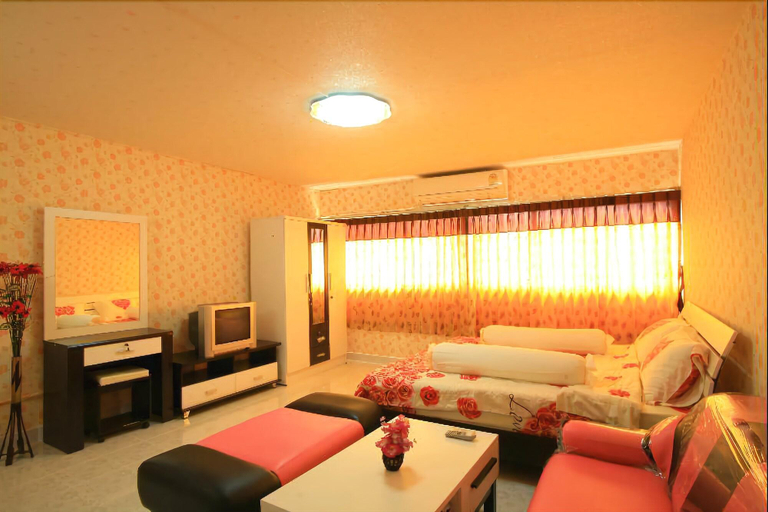 Bedroom 3, Deluxe at Popular Condo, Pak Kret