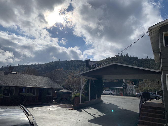Exterior & Views 2, Mariposa Lodge, Mariposa