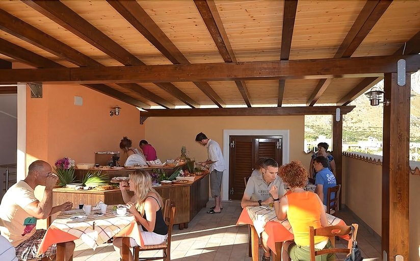 Food & Drinks 5, Baia Santa Margherita B&B, Trapani