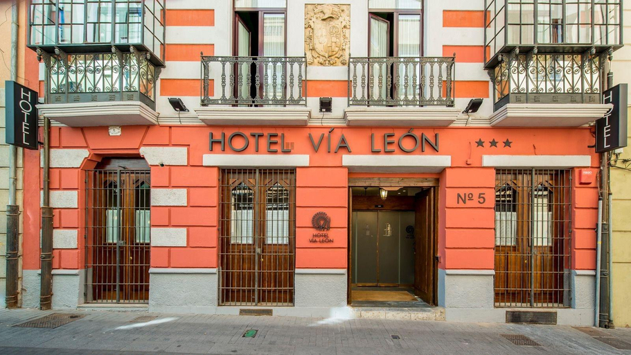Exterior & Views, Alda Vía León, León