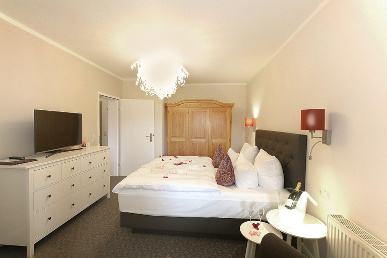 Bedroom 4, Das Landhotel Wittenbeck, Rostock