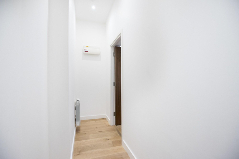 Public Area 3, Old Street by Excel Apartments, London