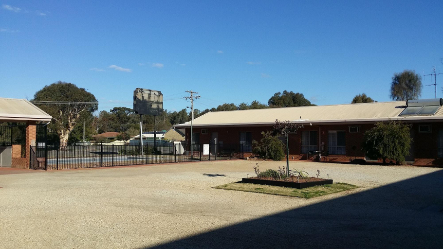 Exterior & Views 2, Bridge Motor Inn, Berrigan