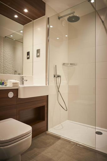 Bathroom 5, The Waterfront Hotel Spa & Golf, Central Bedfordshire