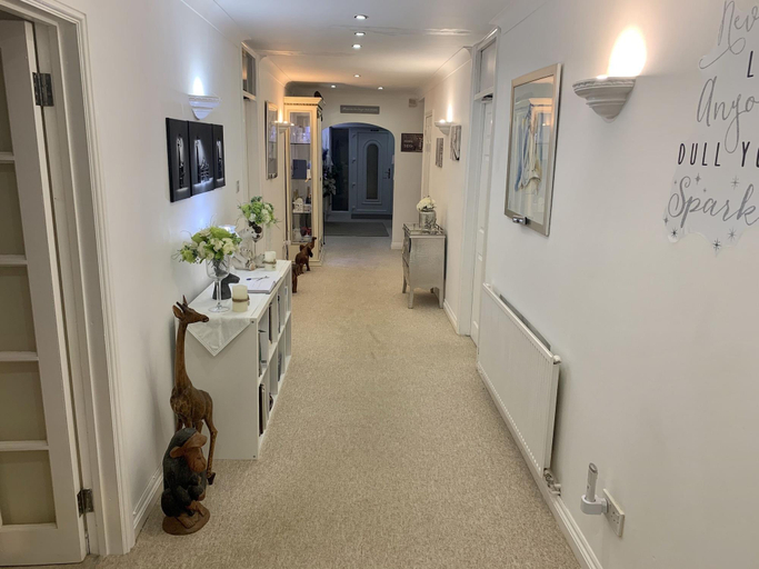 Public Area 2, Woodpaddock B&B, Cambridgeshire