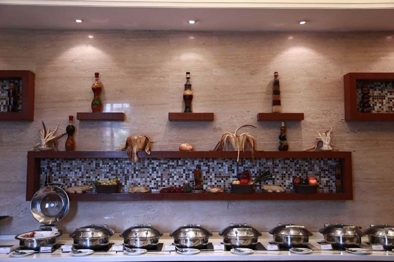 Public Area 4, DLF Club 3, Gurgaon