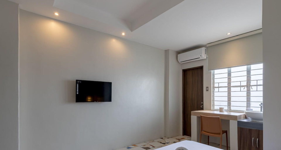 Others, Zen Rooms V Plaza Manila, Kalookan City