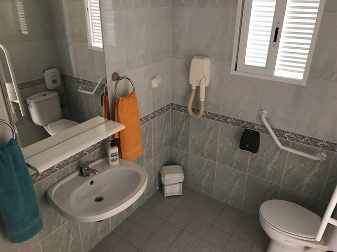 Bathroom 4, Hotel Algorfa, Alicante