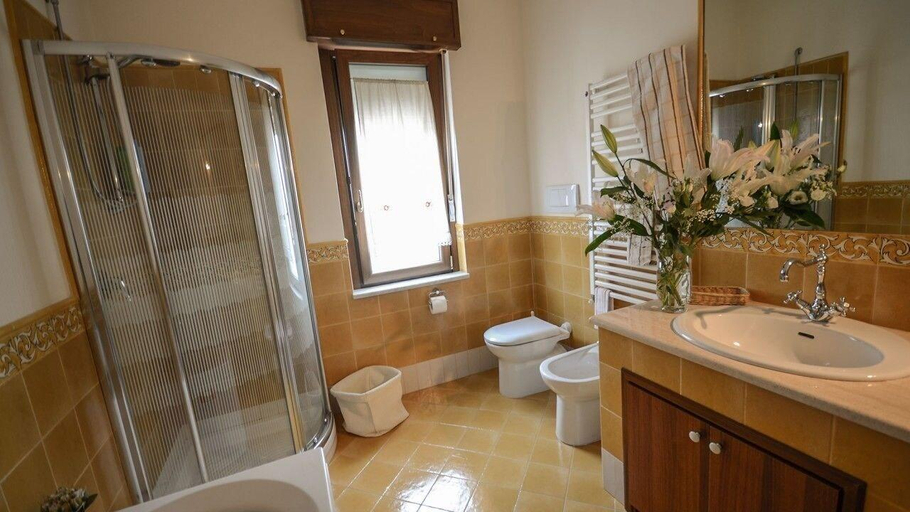 Bathroom 4, B&b Terre del Sud, Reggio Di Calabria