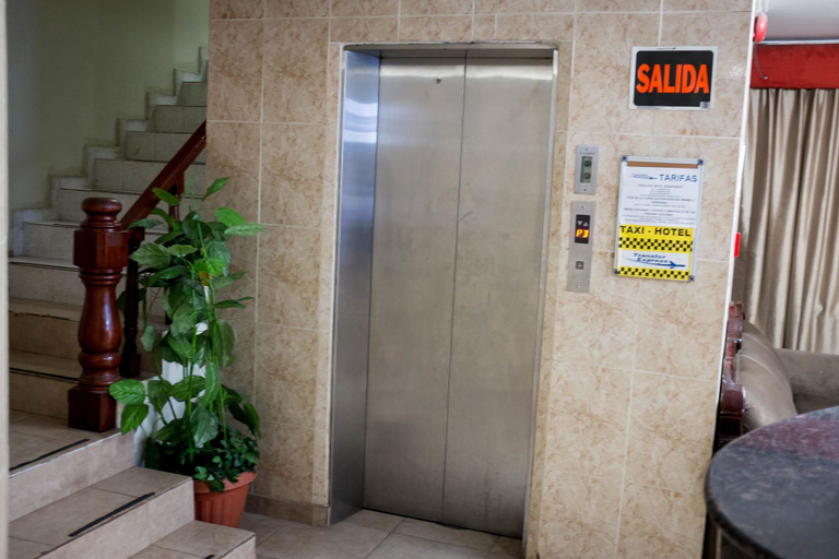 Public Area 3, Hotel Latino, Panamá