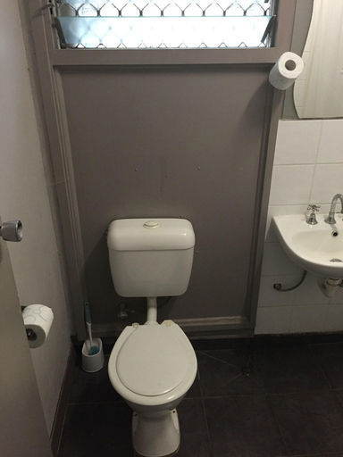 Bathroom 4, Capricornia Motel, Fannie Bay