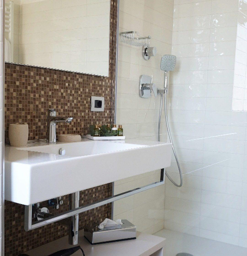 Bathroom 5, G&G Firenze Suites, Florence