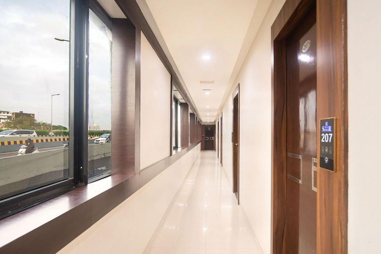 Public Area 3, Hotel Satkar, Surat