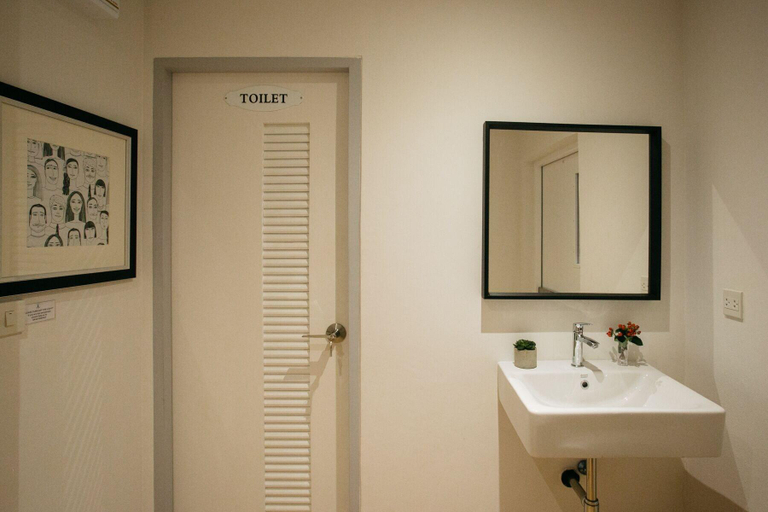 Bathroom 4, I Hostel @ Chinatown, Samphantawong