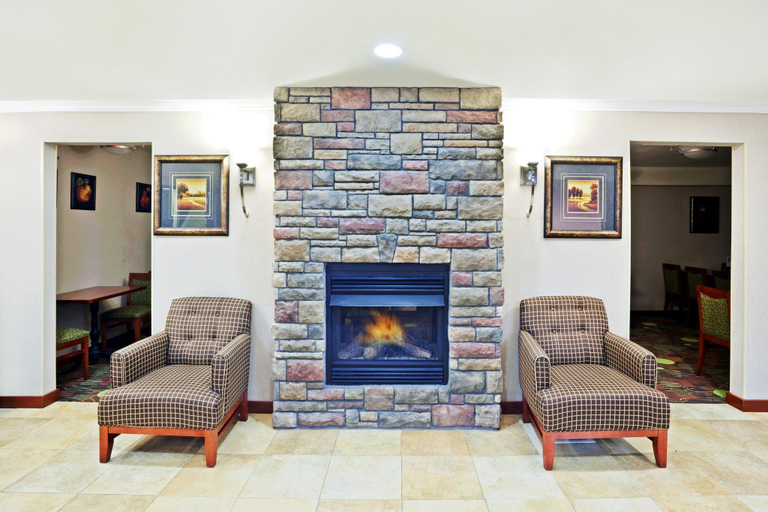 Public Area 2, Hampton Inn & Suites Portland Tigard, Washington