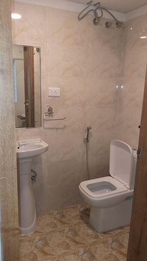 Bathroom 4, Hotel Airport City, Bangalore Rural