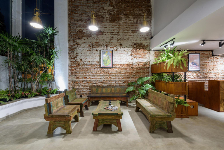 Public Area 2, Fern Colombo, Thimbirigasyaya
