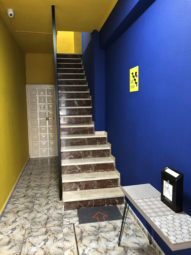 Public Area, Click & Room, Málaga