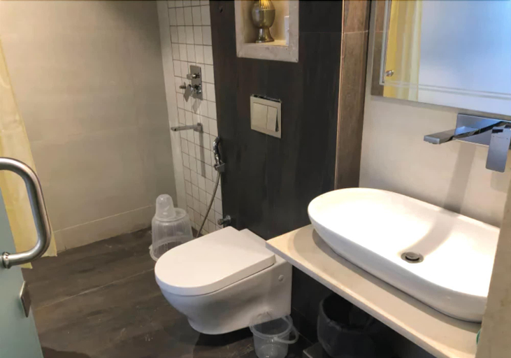 Bathroom, Shelke's Vintage Inn, Thane